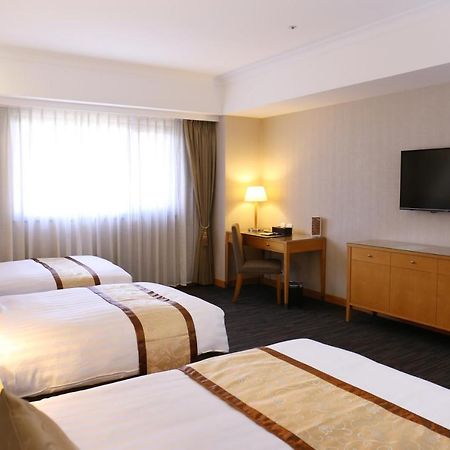 Fushin Hotel - Tainan Exterior photo