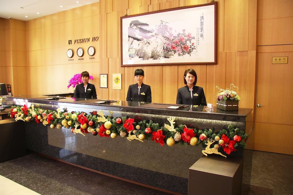 Fushin Hotel - Tainan Exterior photo