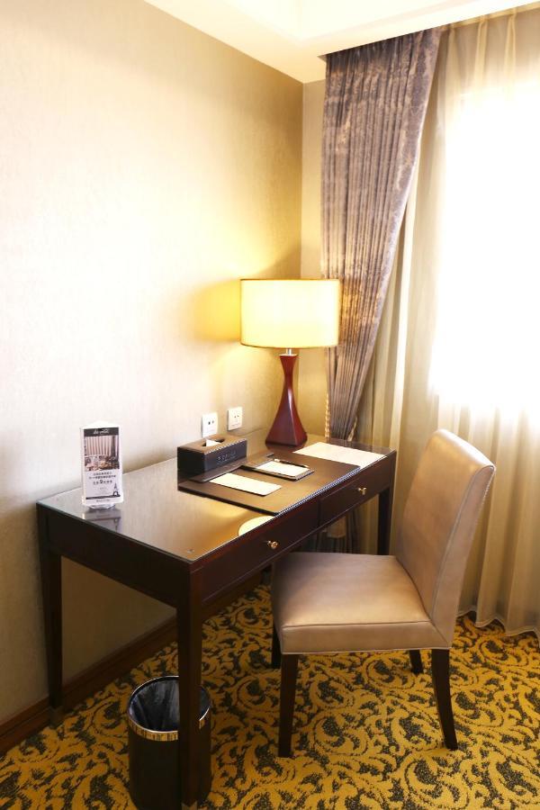 Fushin Hotel - Tainan Exterior photo